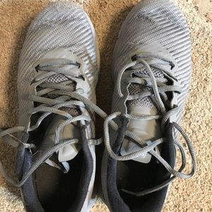 Nike gym shoes mens size 8